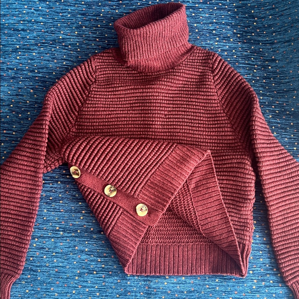 Madewell Ribbed Turtleneck Sweater - XS - Burgundy with 3 side buttons
